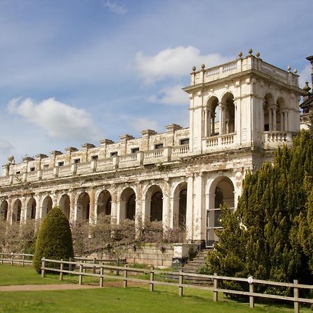 Chic 2 Bed Peak District Cottage Barn Near Alton Towers, Polar Bears, Chatsworth House Leek Exteriör bild